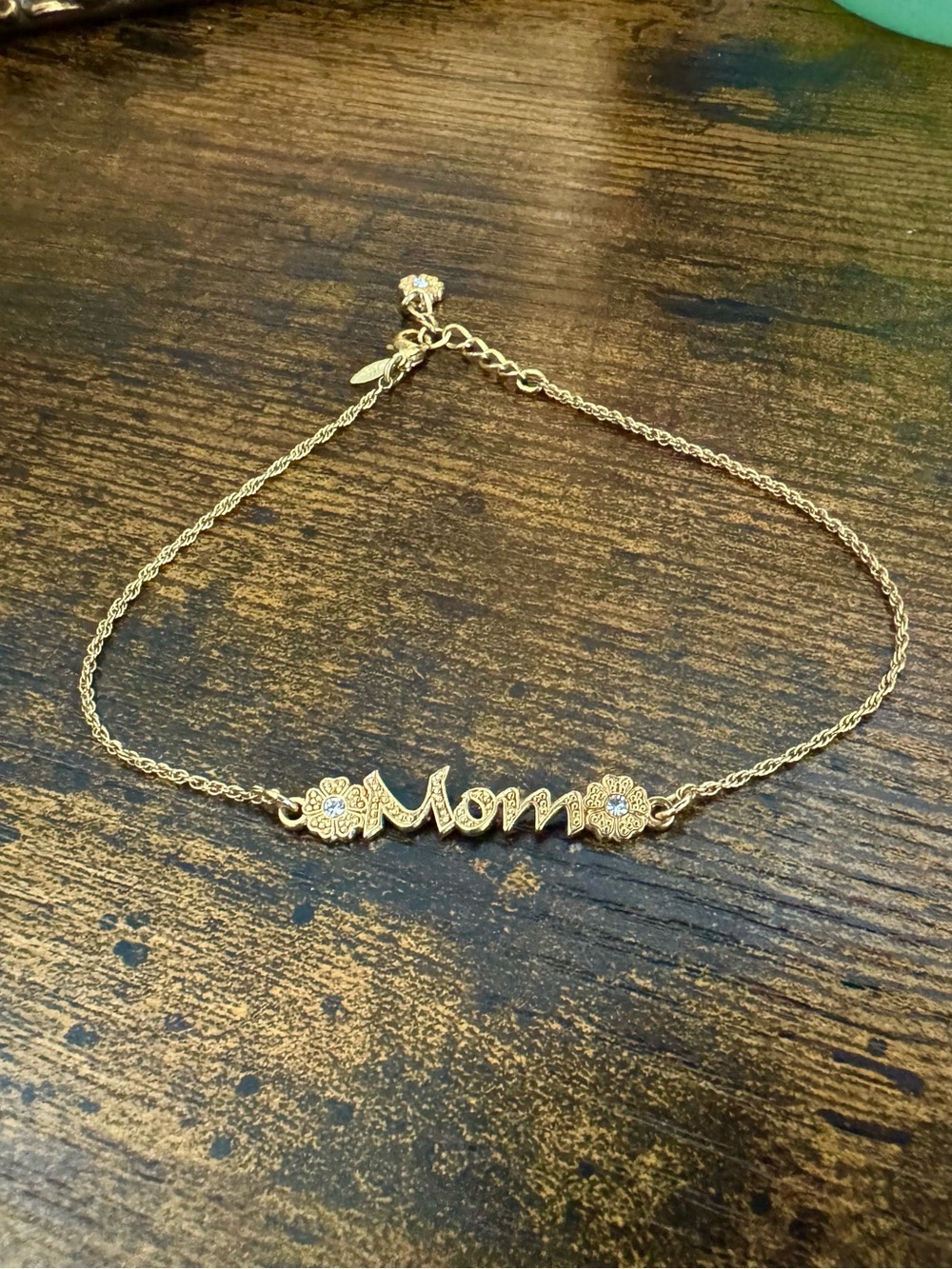 Vintage AVON Gold-Tone Mom Anklet (10”) - Picture 1 of 7